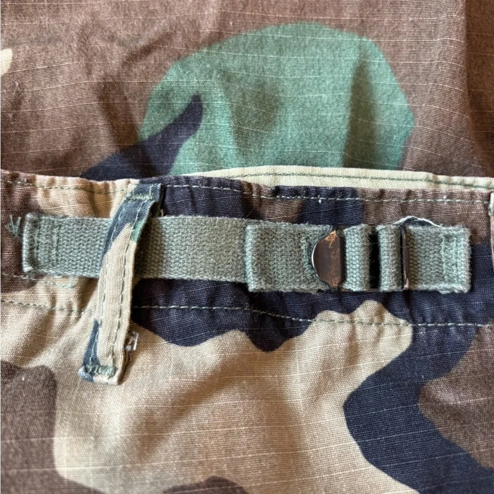 VINTAGE U.S. Military Woodland Camouflage BDU Cargo Pants